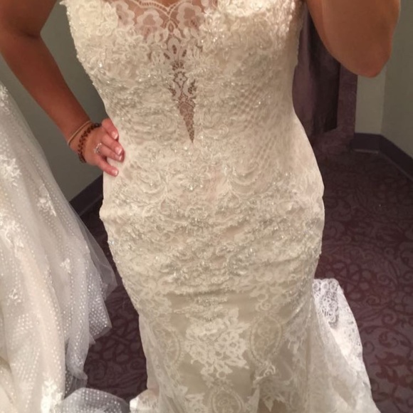 Wedding dress
